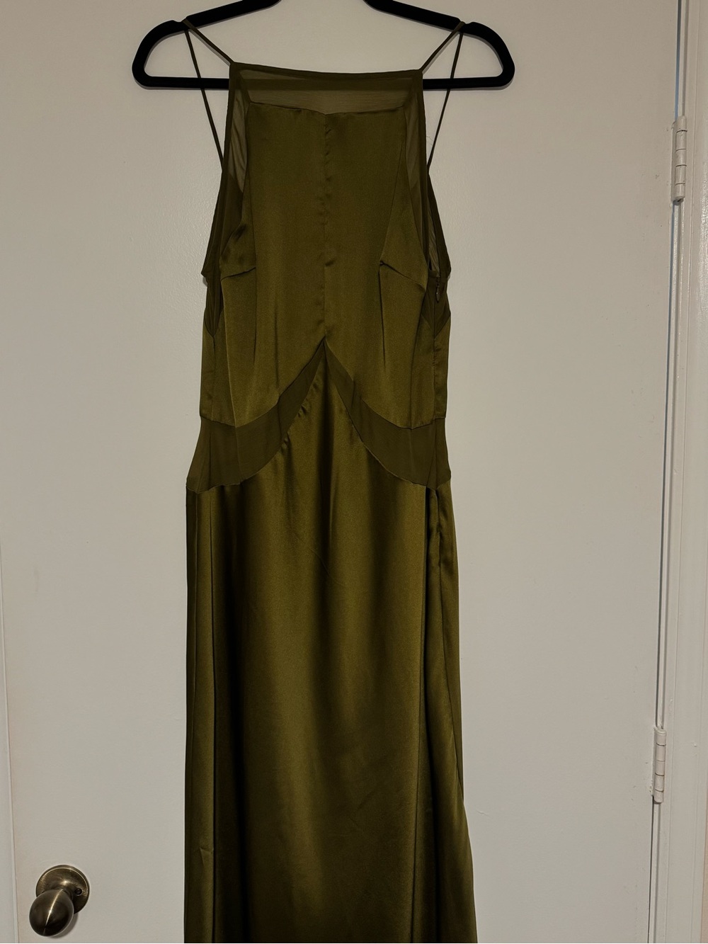 ASOS DESIGN satin chiffon mix square high neck maxi dress in dark olive - Picture 5 of 7